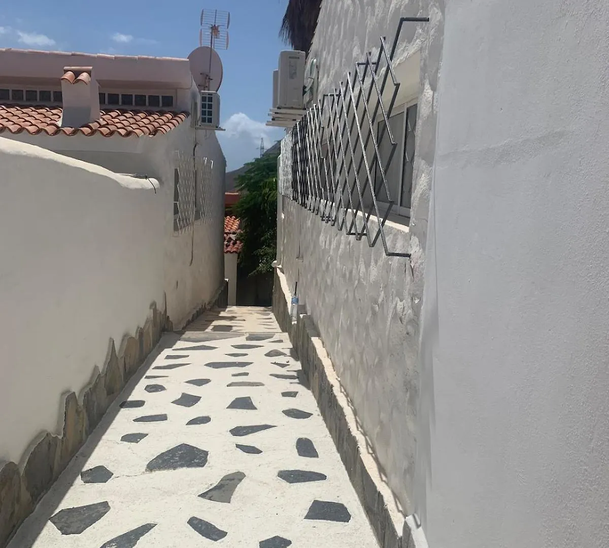 Happy Place, Chayofa Villa